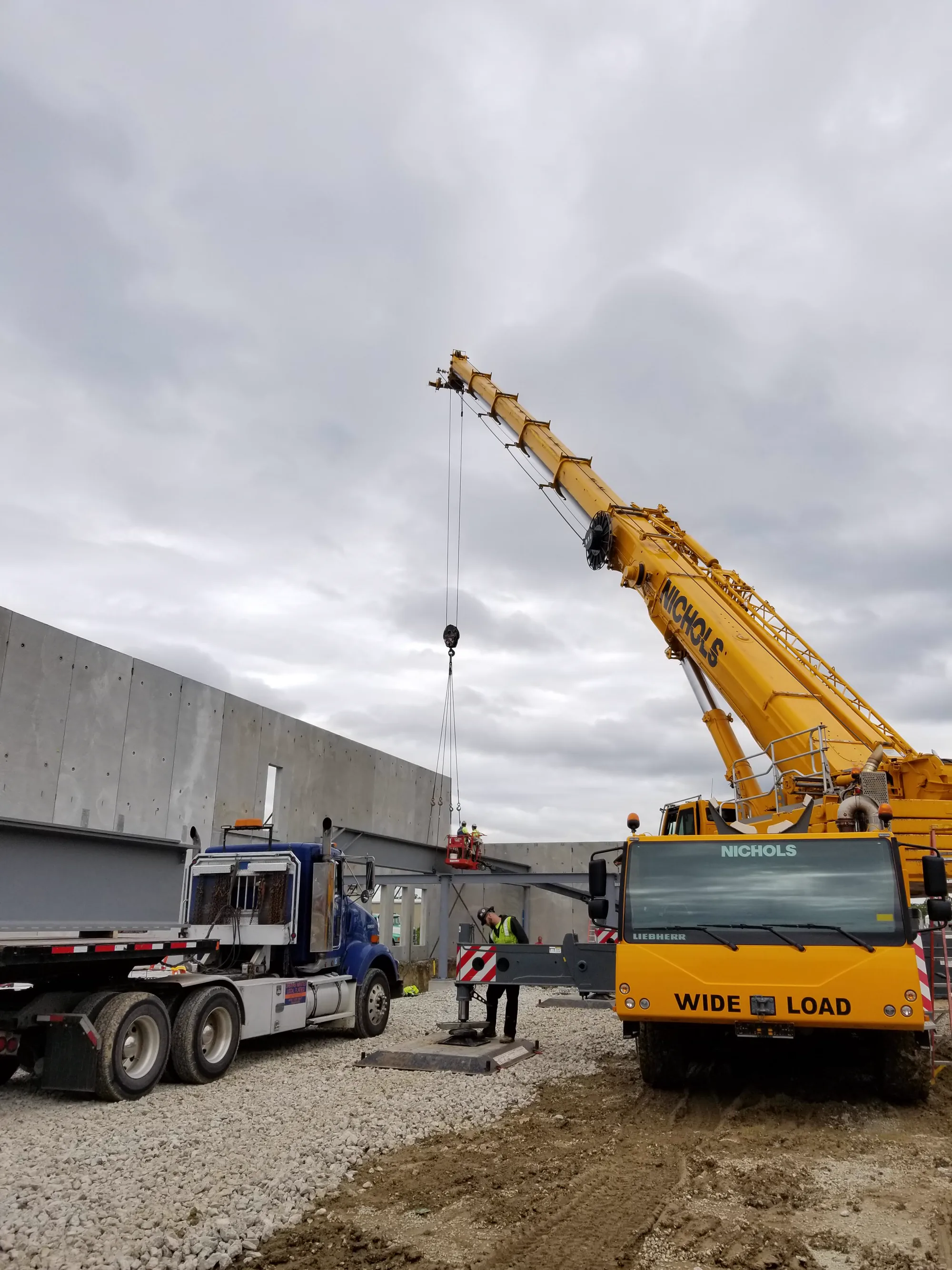 FMC Natatorium structural steel erection and construction progress photo 15