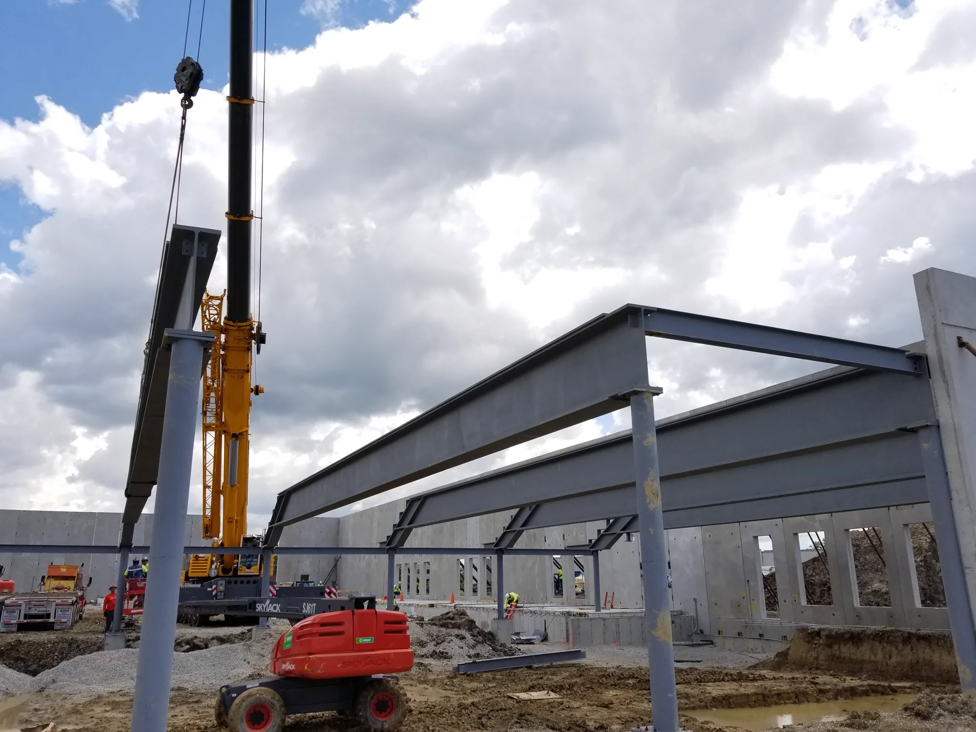 FMC Natatorium structural steel erection and construction progress photo 19
