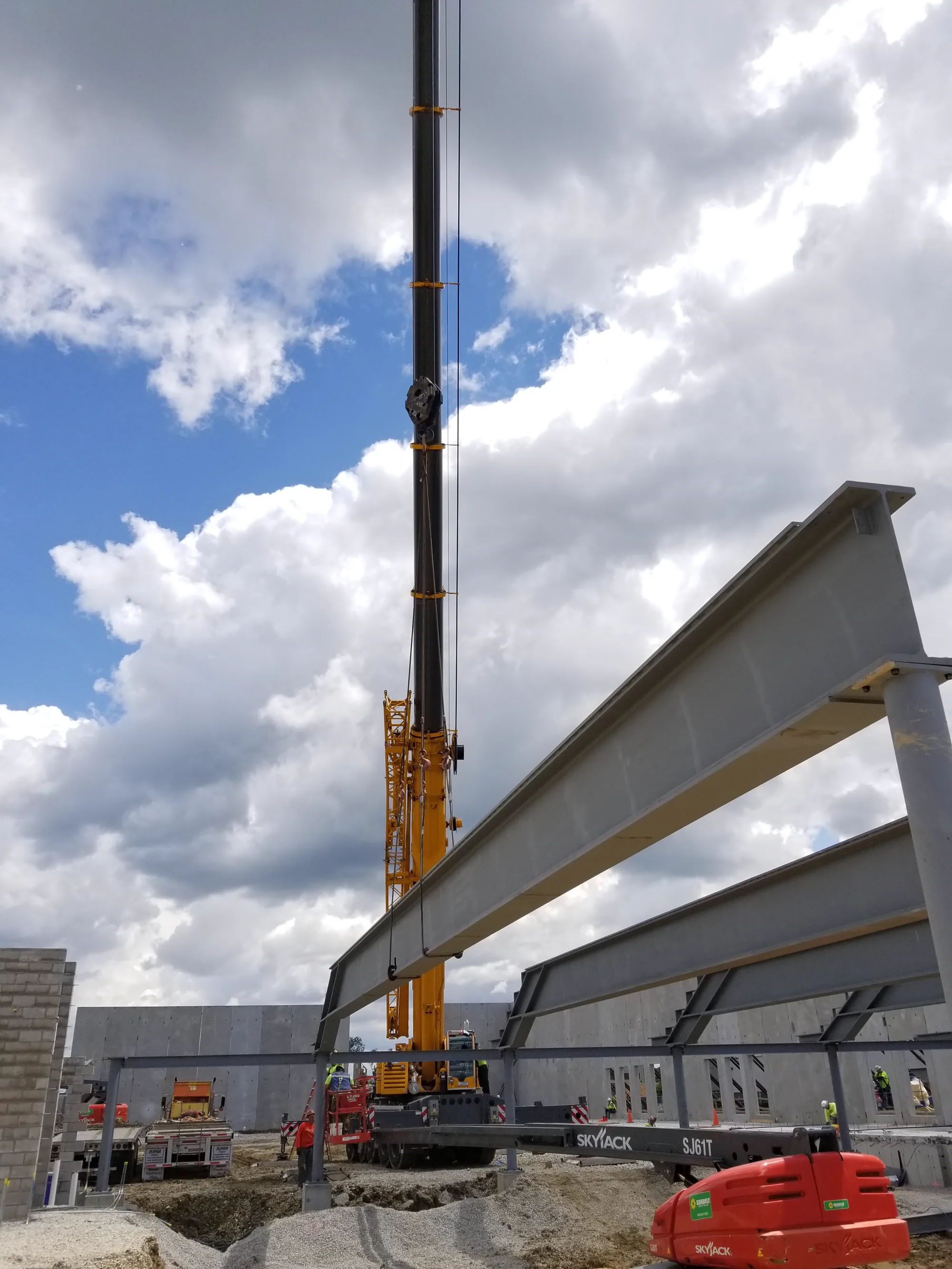 FMC Natatorium structural steel erection and construction progress photo 20