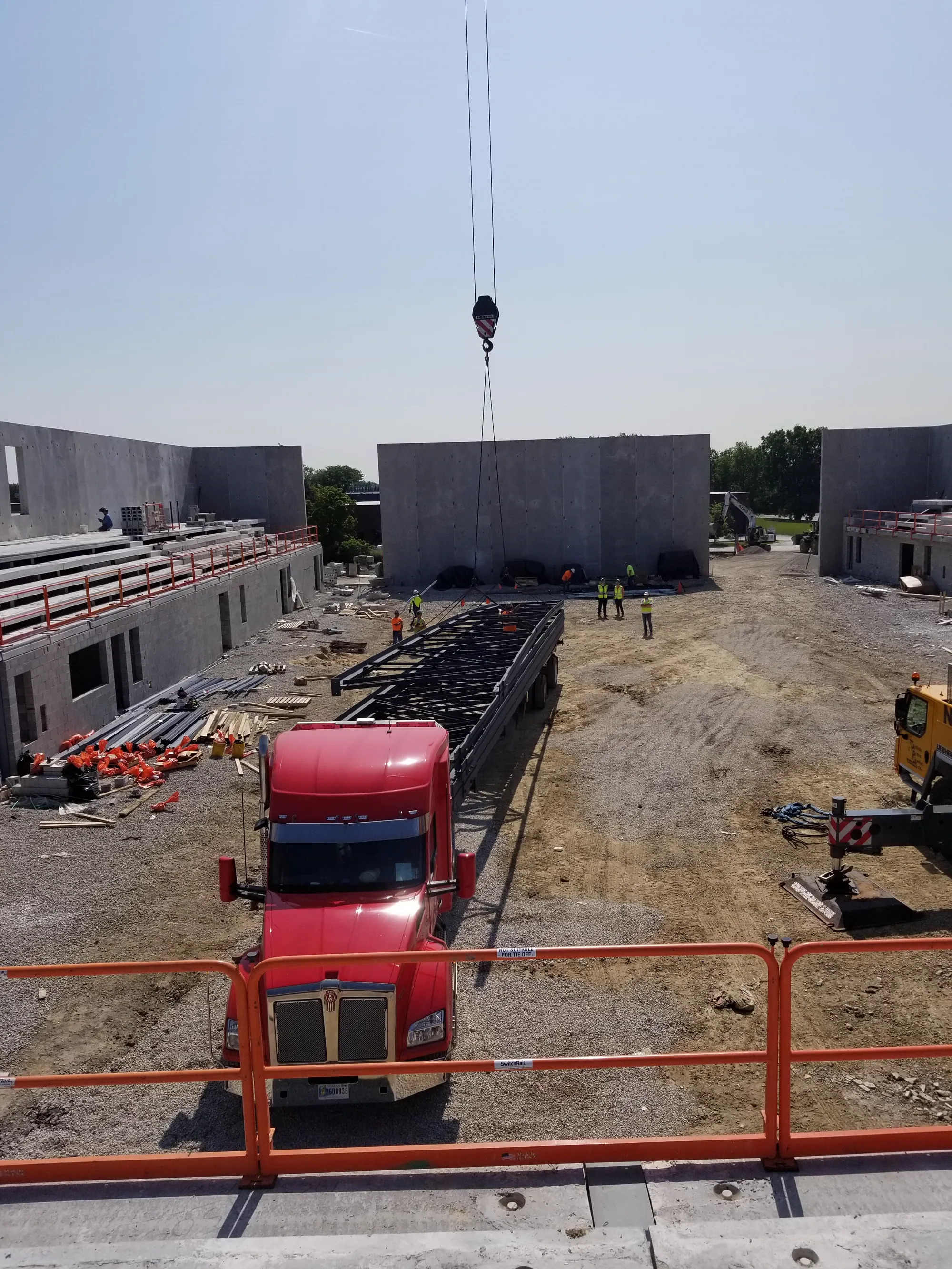 FMC Natatorium structural steel erection and construction progress photo 31