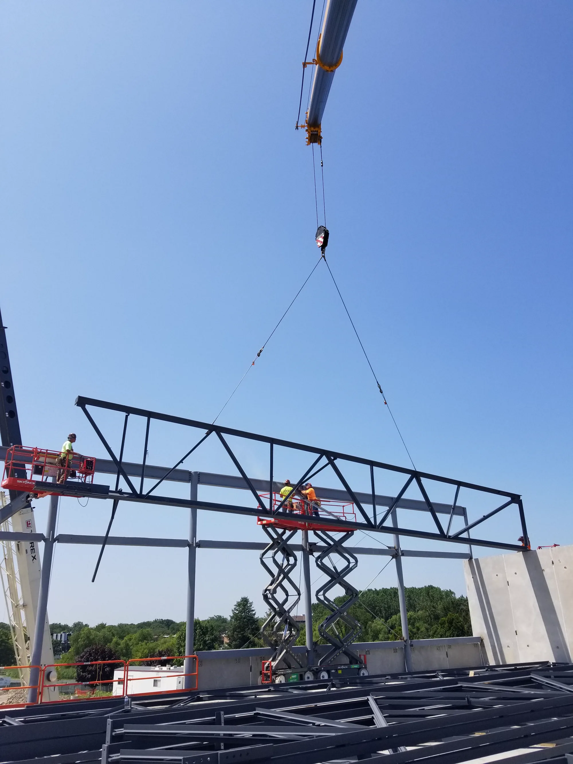 FMC Natatorium structural steel erection and construction progress photo 33
