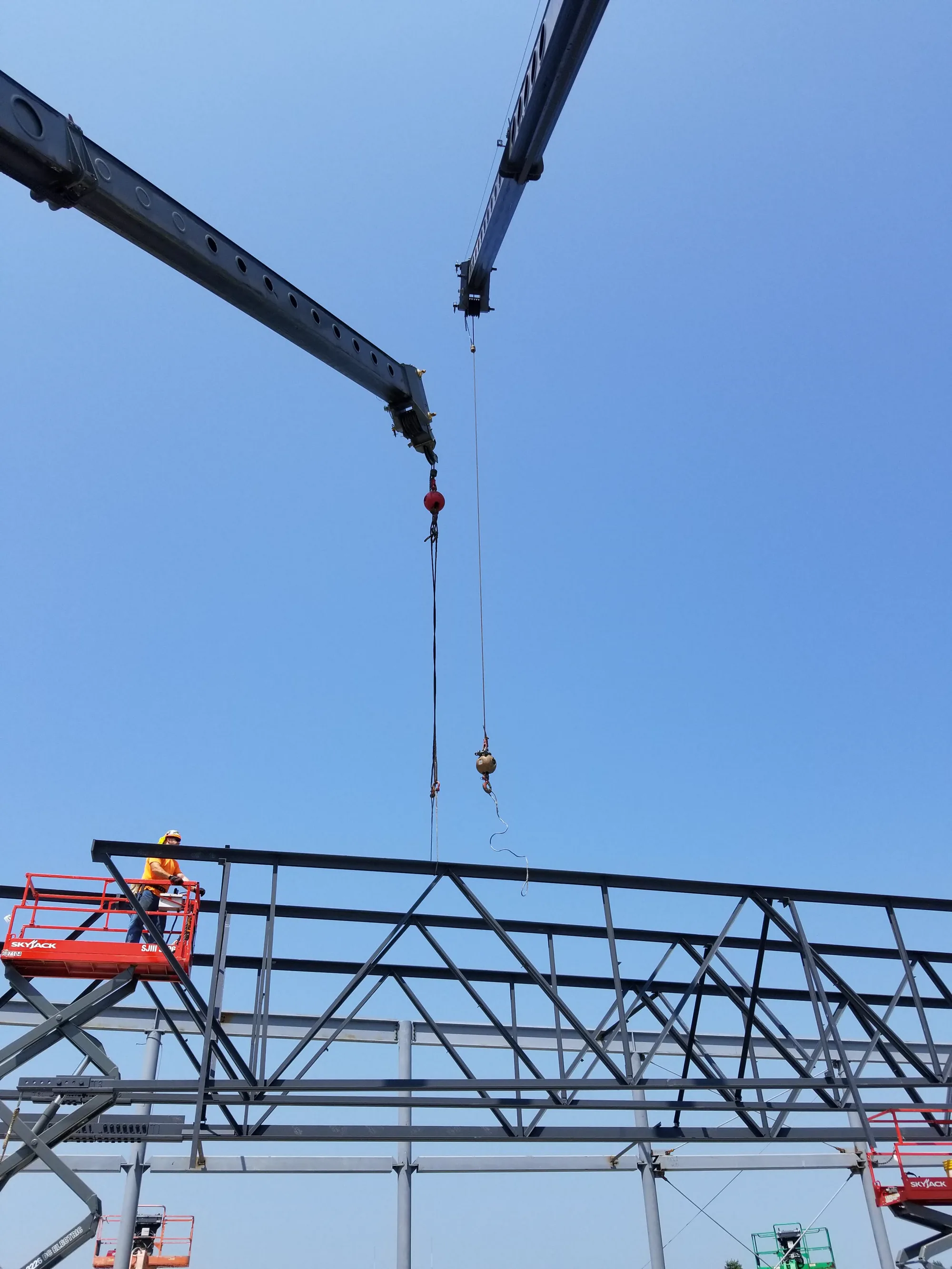 FMC Natatorium structural steel erection and construction progress photo 38