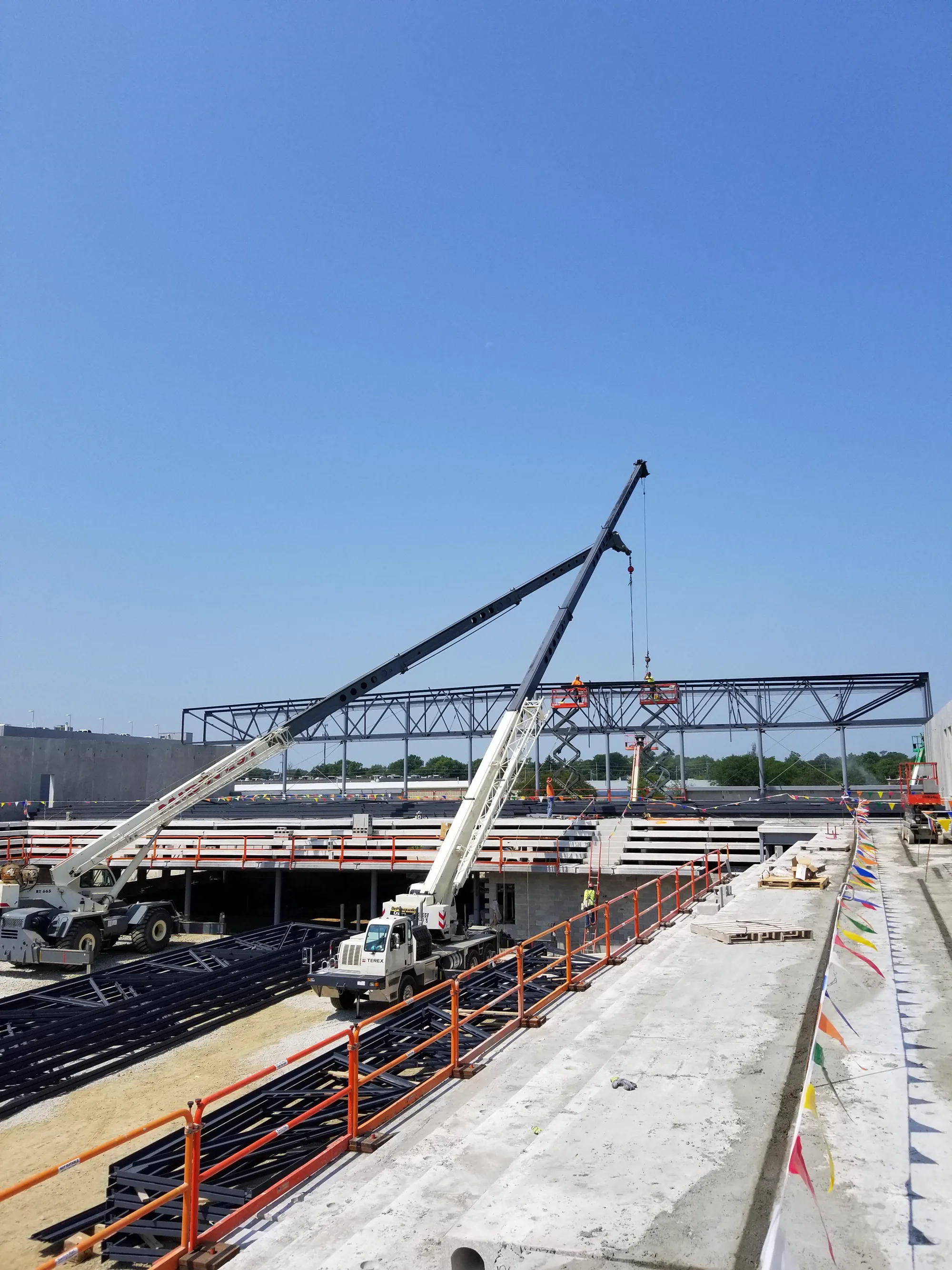 FMC Natatorium structural steel erection and construction progress photo 40