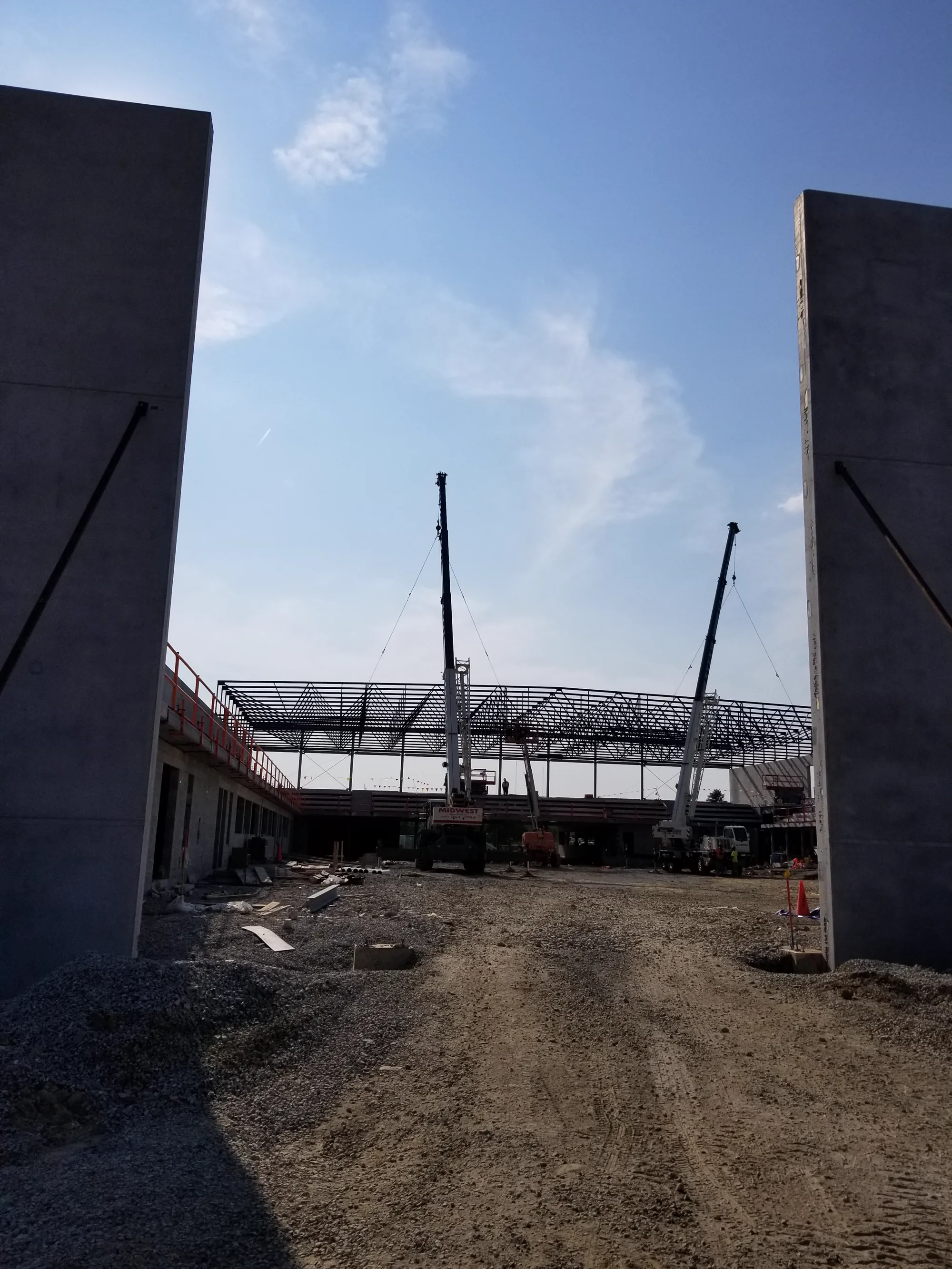 FMC Natatorium structural steel erection and construction progress photo 43