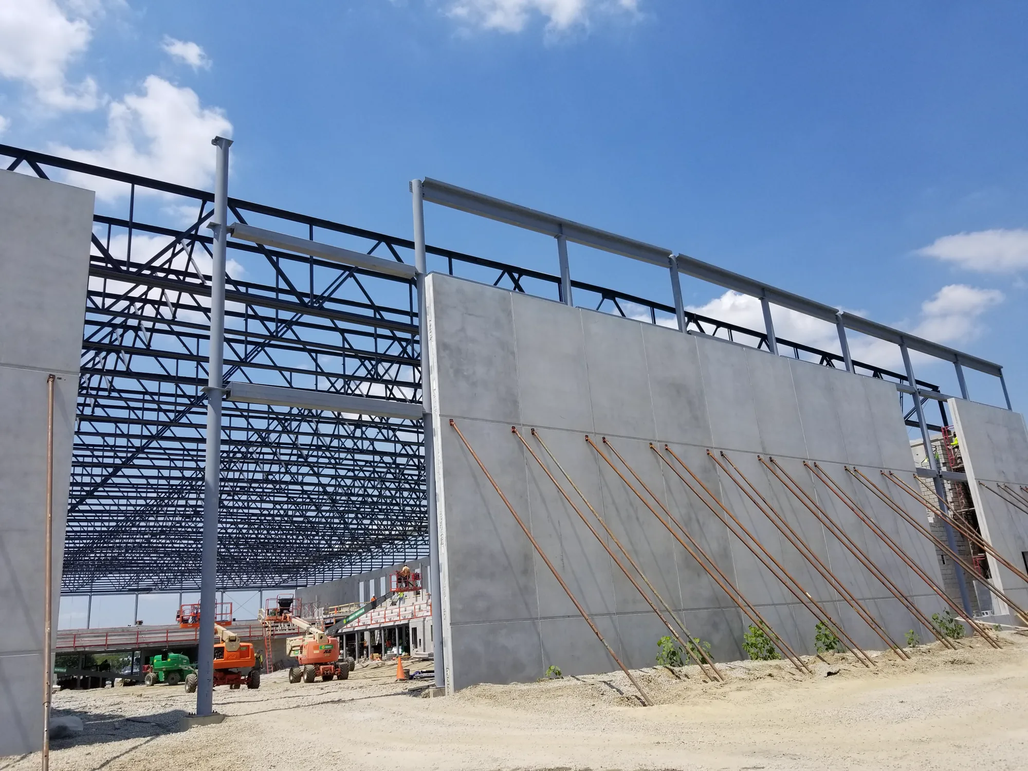 FMC Natatorium structural steel erection and construction progress photo 44